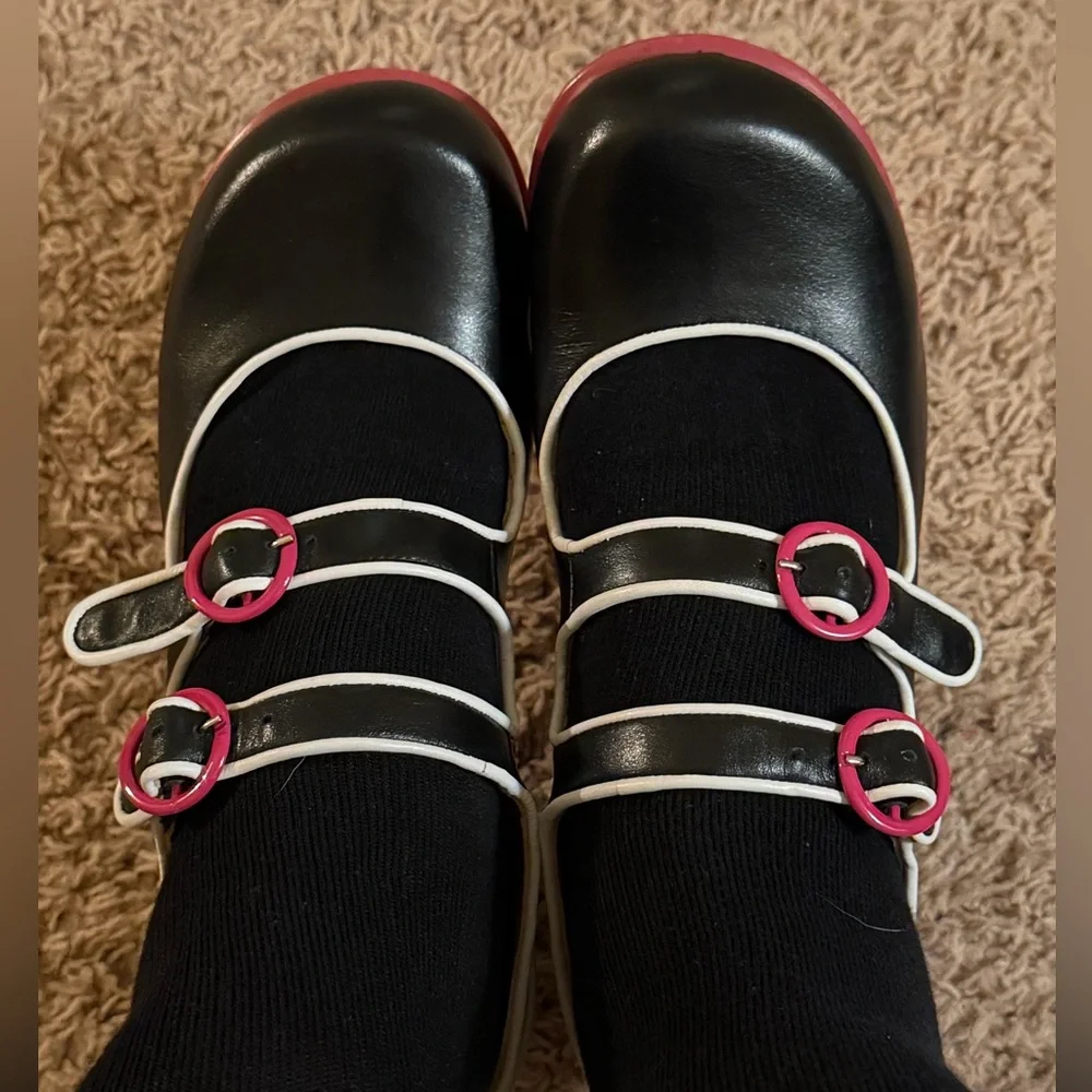 Liz Double Buckle Mary Jane Heel - Black and Pink - Picture 13 of 13